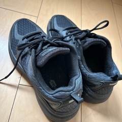 黒スニーカー　23.5cmの画像