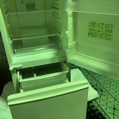 ☆激安冷蔵庫（140L）3300円☆クリーニング済【133】まとめ買い大歓迎！の画像