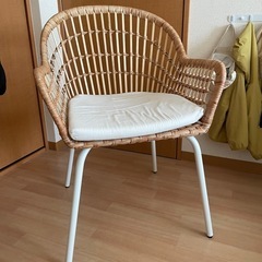 IKEA ラタンチェア