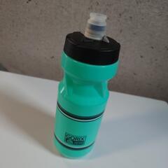 サイクリングボトル　ゴリックス