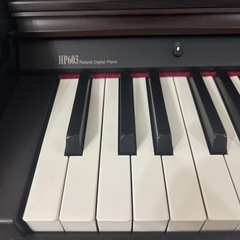 Roland ピアノHP603の画像
