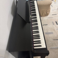 Roland ピアノHP603の画像
