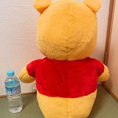 プーさんの大きなぬいぐるみの画像