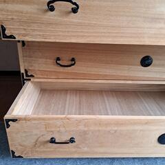 総桐の和ダンスの画像