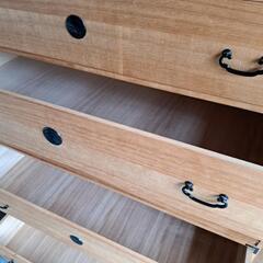 総桐の和ダンスの画像