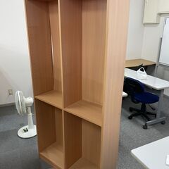 訳アリ本棚