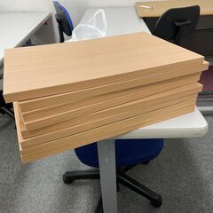 訳アリ本棚の画像