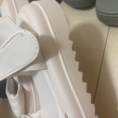 h&m  レディース厚底サンダルの画像