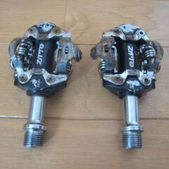 自転車用ビンディングペダル