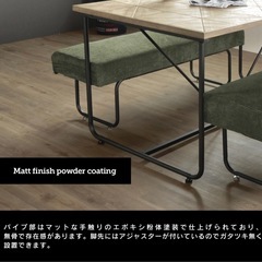 ダイニングテーブルの画像