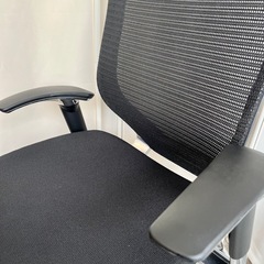 売約済み【倉庫保管中】オカムラ バロン チェア okamura baron オフィスチェア デスクチェア ワークチェア OAチェア メッシュチェア ブラック 椅子 在宅ワーク テレワーク ゲーミングチェア 高機能チェア 椅子 ローバックの画像