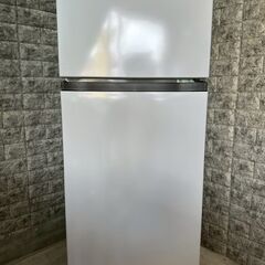 【高年式 美品】大阪送料無料★3か月保障付き★冷蔵庫★ハイセンス★2ドア★2023年★HR-B12HW★R-890の画像