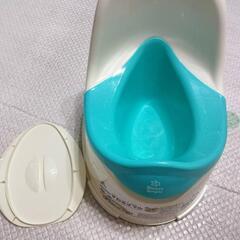 すわるオマルの画像