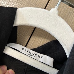GIVENCHY ダメージ加工 パーカー ブラック Sの画像