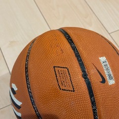 ナイキ　　バスケットボール　NIKEボールの画像