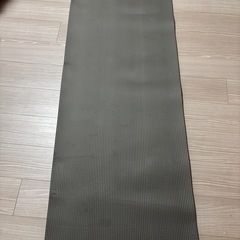 　　0円　川崎駅近　ヨガマット