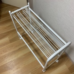 ズボン掛け☆パンツラック☆白ホワイトスチールラックの画像