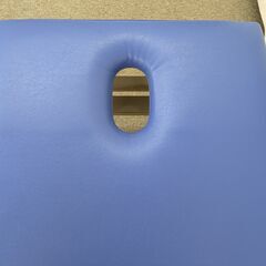 高田ベッド（電動昇降ベッド、温熱シート内蔵）、マッサージ、整体、施術、医療用診察台、ボディマッサージ、エステ用ベッド 、介護など！！の画像
