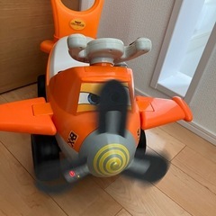 飛行機の乗り物の画像