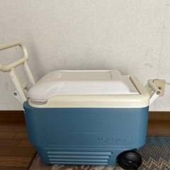 iglooキャスター付きクーラーBOX