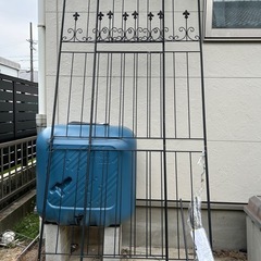 つるバラ用フェンス
