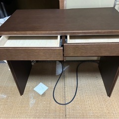 テーブル