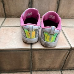 子供用スニーカー差し上げますの画像