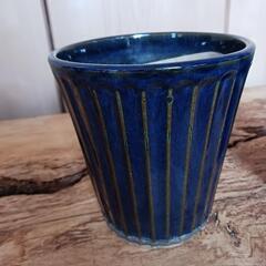 植木鉢 小さめ 陶器 縦模様 2個セット　使用品の画像