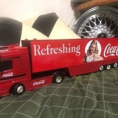 コカコーラ　トレーラー