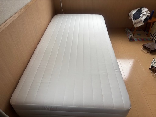 無印のシングルベッド