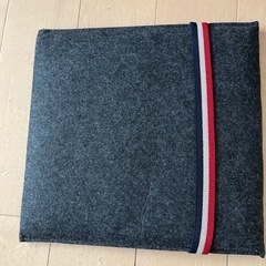 未使用ノートパソコンスタンドの画像