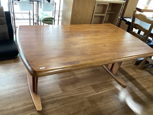 ダイニングテーブル【町田市再生家具】250542