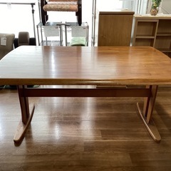 ダイニングテーブル【町田市再生家具】250542
