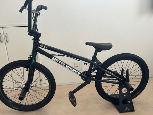 MOTEL WORKS AUX-E 20インチ