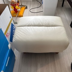 ソフトレザーオットマン