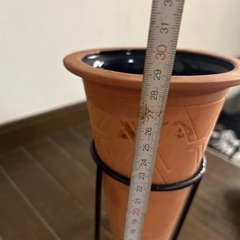 【決定】素敵なﾃﾗｺｯﾀ　ｷｭｰﾄな花台付での画像