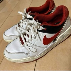 NIKE フルフォース　レッド
