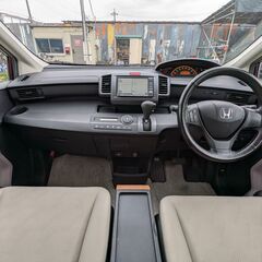 フリード　4万キロ台　車検2年付き‼️‼️の画像