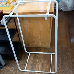 0524-017 ハンガーラック　IKEA