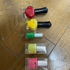 【取引中】ネイルセット(ムーミンの可愛い箱付き！)の画像