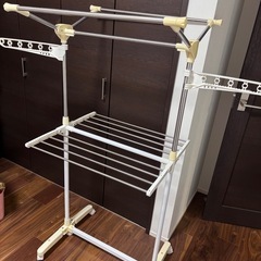 部屋干し　ハンガーラック　物干し