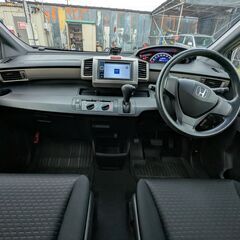 HONDA フリードスパイク 黒 2年車検付き‼️‼️の画像