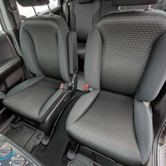 HONDA フリードスパイク 黒 2年車検付き‼️‼️の画像