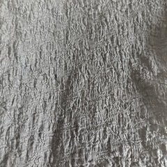 黒トップスの画像