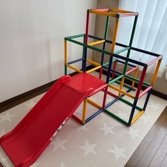 ジャングルジム