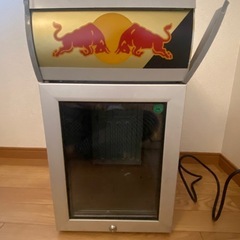 【ジャンク品】レッドブル　冷蔵庫