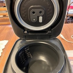 炊飯器の画像