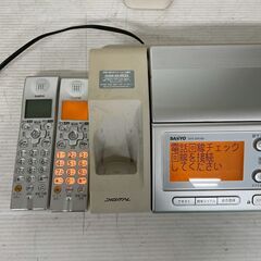 【SANYO】サンヨー 電話機 親子機セット 親機1台 子機2台 セット 動作確認済 FAX 汎用インクリボン付 グレー 電話 ファックス まとめ Y1468の画像