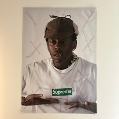 supremeポスターの画像