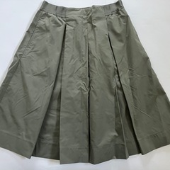 【美品】［UNIQLO］ボックスプリーツスカートＭの画像